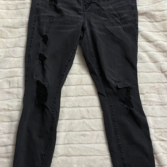 Torrid Jeans - Picture 4 of 5